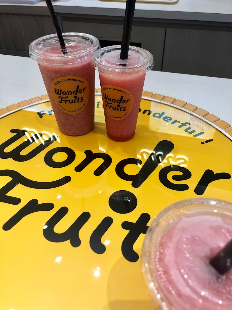 Wonder Fruits 博多マルイ店