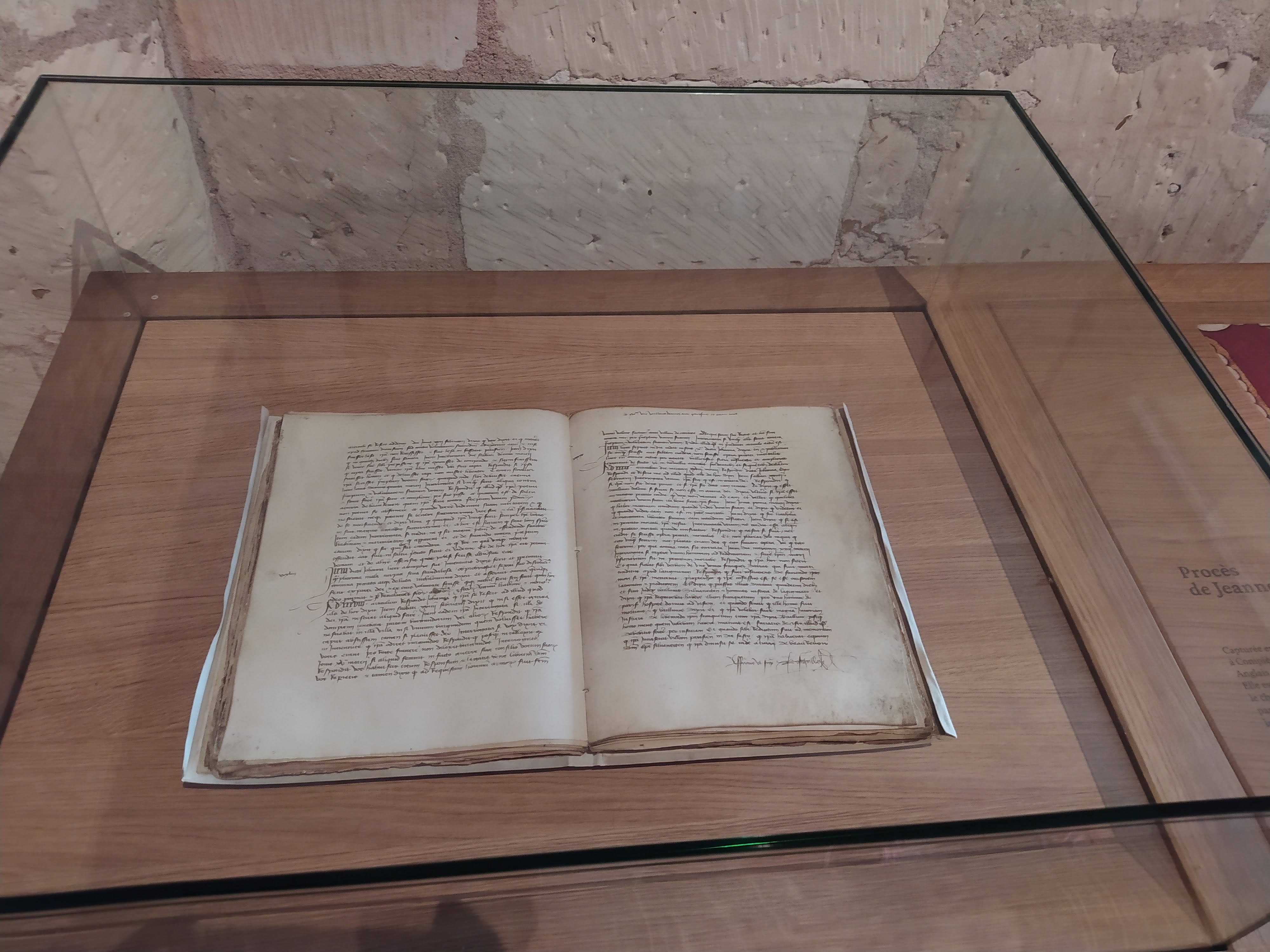 Photo n° 5 de l'avis de Phil. fait le 30/04/2022 à 11:27