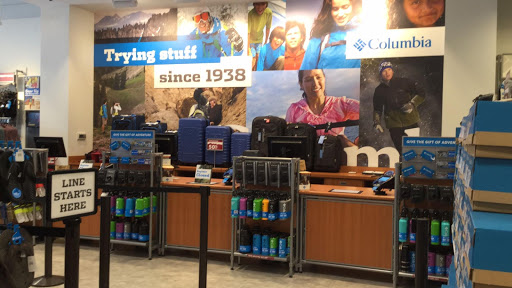 Sportswear Store «Columbia Sportswear Outlet at The Outlet Shoppes at Gettysburg», reviews and photos, 1863 Gettysburg Village Dr, Gettysburg, PA 17325, USA