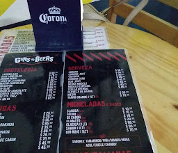 Guns and beers Reforma. photo