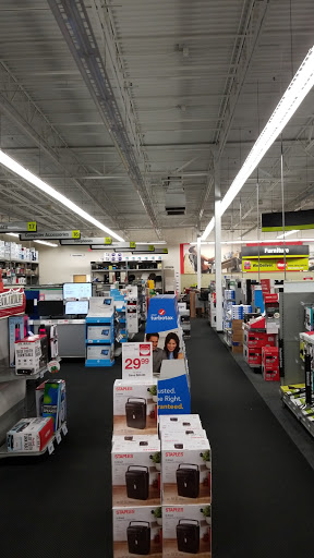 Office Supply Store «Staples», reviews and photos, 2840 E Germann Rd, Chandler, AZ 85286, USA