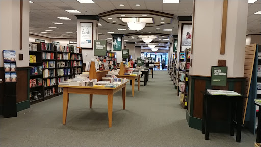 Barnes & Noble image