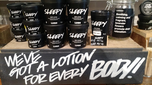 Cosmetics Store «Lush», reviews and photos, 112 E Broadway, Bloomington, MN 55425, USA