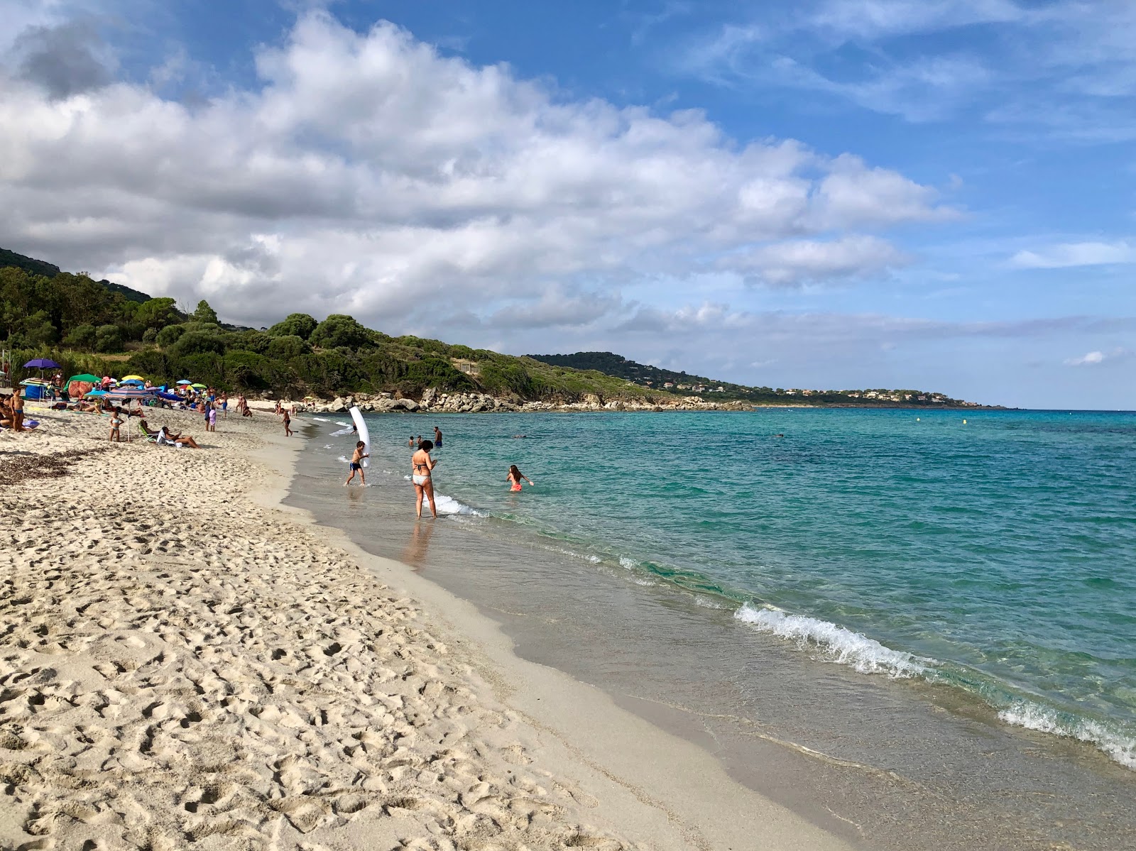 Zdjęcie Plaża Bodri obszar udogodnień