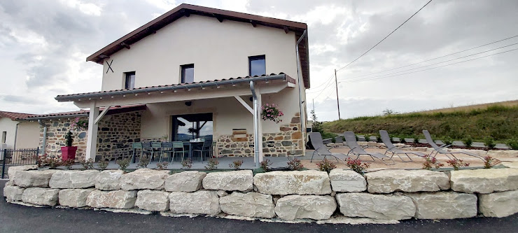 Extérieur Gîte Domaine de Solémy - Grand gite de charme en Beaujolais 69210 Bully