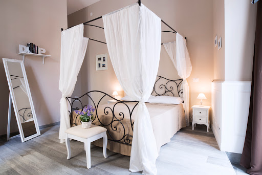 Dimora Partenopea B&B Naples