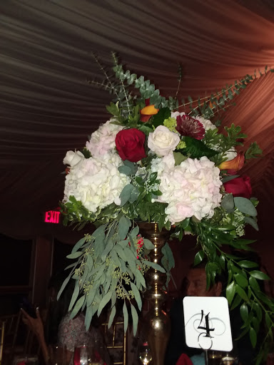 Florist «Columbia Florist», reviews and photos, 210 W 231st St, Bronx, NY 10463, USA