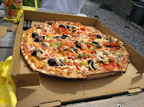 Plats et boissons du Pizzeria Lazaro Pizza à Marquette-lez-Lille - n°3
