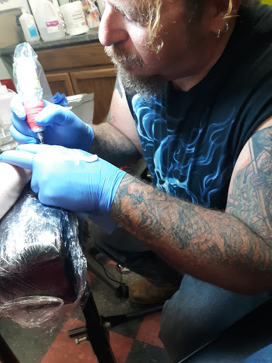 Tattoo Shop «Hall of Tattoos», reviews and photos, 328 E Main St, Norman, OK 73069, USA