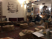 Atmosphère du Café Centre Culturel Franco-Iranien Pouya à Paris - n°2