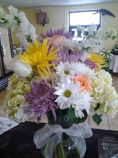 Florist «Forget-Me-Not Florist», reviews and photos, 1083 Park Ave, Cranston, RI 02910, USA