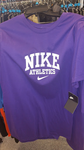 Clothing Store «Ross Dress for Less», reviews and photos, 2595 N Decatur Rd, Decatur, GA 30033, USA