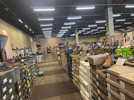 Shoe Store «DSW Designer Shoe Warehouse», reviews and photos, 1331 George Dieter Dr, El Paso, TX 79936, USA