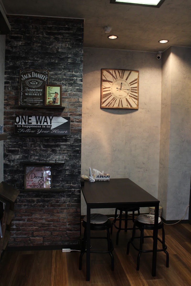 デジタルプリント壁紙専門店deco J 愛知県名古屋市千種区末盛通 壁紙専門店 グルコミ