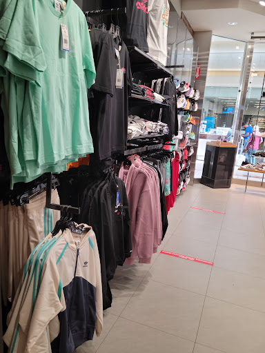 Shopping Mall «The Mall of New Hampshire», reviews and photos, 1500 S Willow St, Manchester, NH 03103, USA