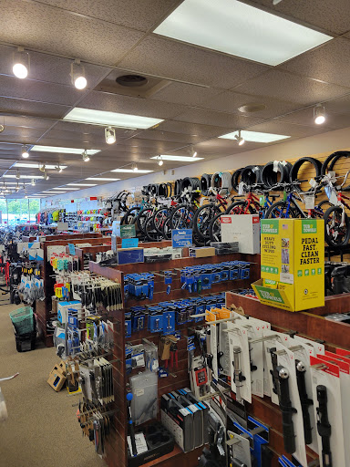 Bicycle Store «7 Mile Cycles», reviews and photos, 45 S Arlington Heights Rd, Elk Grove Village, IL 60007, USA