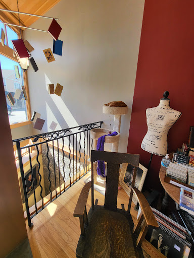 Book Store «Voyageur Book Shop», reviews and photos, 2212 S Kinnickinnic Ave, Milwaukee, WI 53207, USA