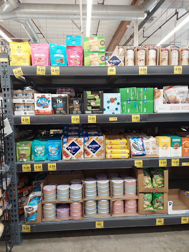 Grocery Store «Grocery Outlet Bargain Market», reviews and photos, 520 Workman Mill Rd, La Puente, CA 91746, USA