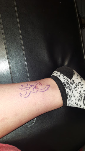 Tattoo Shop «River City Tattoo», reviews and photos, 110 6th Ave NE, Decatur, AL 35601, USA