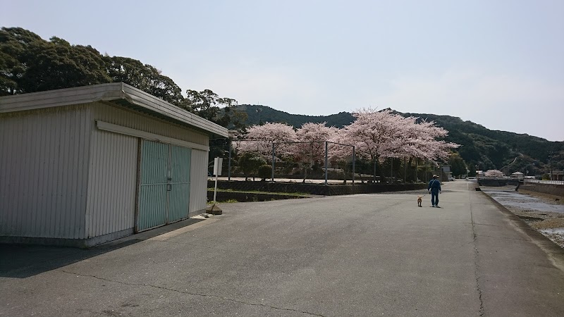 神津佐公民館