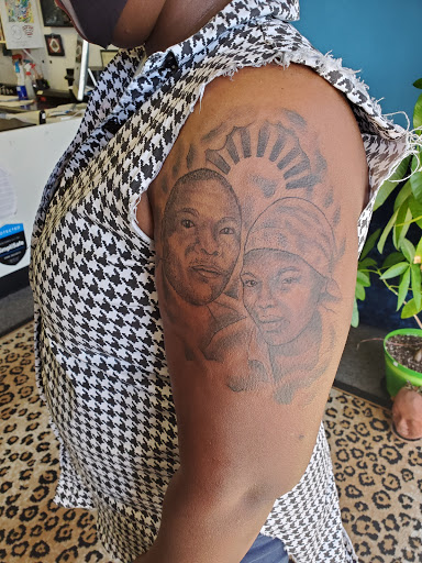 Tattoo Shop «Bluebird Tattoo», reviews and photos, 6230 Central Ave, Portage, IN 46368, USA