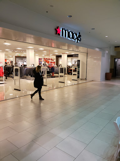 Shopping Mall «Southridge Mall», reviews and photos, 5300 S 76th St, Greendale, WI 53129, USA