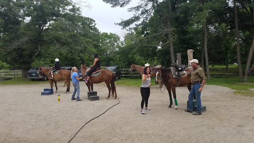 Tourist Attraction «C and L Stables», reviews and photos, 1095 Ives Rd, East Greenwich, RI 02818, USA