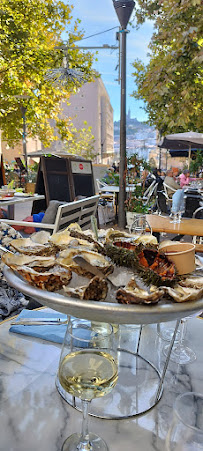 Plats et boissons du Restaurant de fruits de mer l’écailler du panier à Marseille - n°16