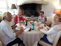 Atmosphère du Restaurant français Auberge des Enclos à Saint-Paul-le-Jeune - n°10