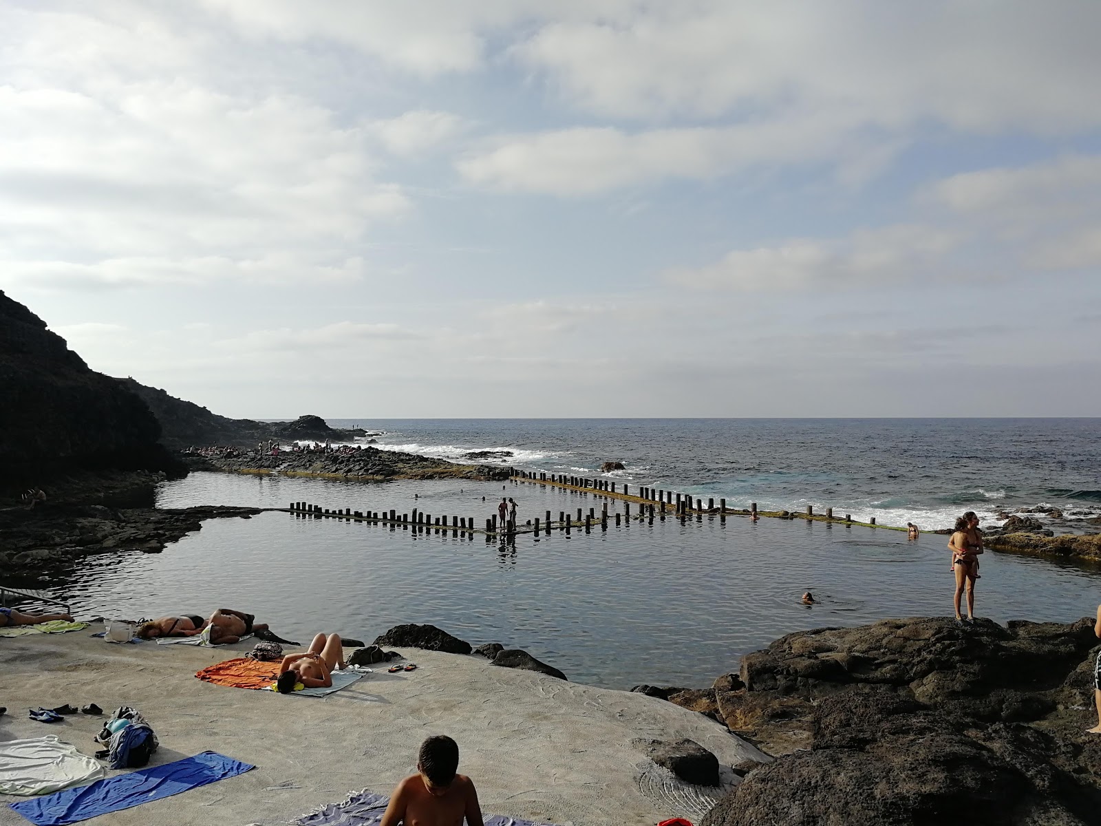Fotografija Roque prieto pools nahaja se v naravnem okolju