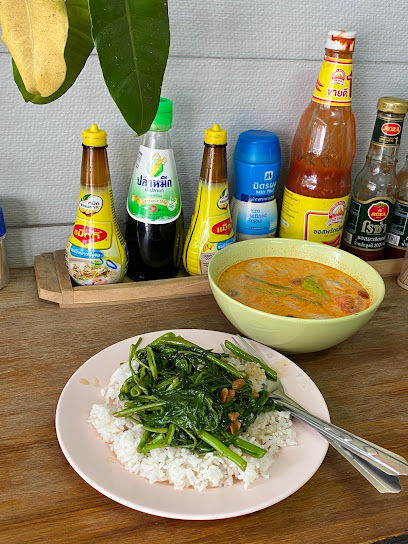 Mama’s thai food