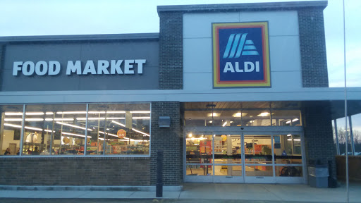ALDI, 930 Fairmount Ave, Jamestown, NY 14701, USA, 