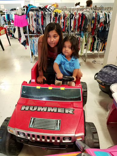 Thrift Store «Super Thrift Store», reviews and photos, 815 N Oxnard Blvd, Oxnard, CA 93030, USA