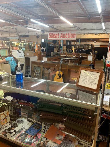 Thrift Store «The Redlands Thrift Store», reviews and photos