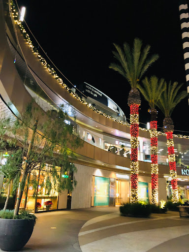 Shopping Mall «Santa Monica Place», reviews and photos, 395 Santa Monica Place, Santa Monica, CA 90401, USA