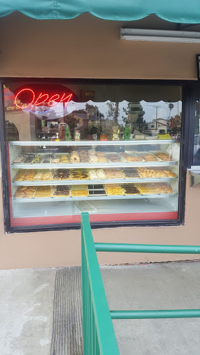 Donut Shop «M & M Donuts», reviews and photos, 1614 W Katella Ave, Anaheim, CA 92802, USA