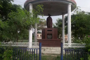 Chhatrapati Shahu Ji Maharaj Statue image