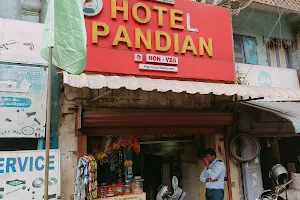 Hotel Pandian image