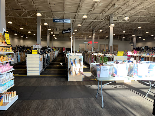 Shoe Store «DSW Designer Shoe Warehouse», reviews and photos, 10515 N Mopac Expy, Austin, TX 78759, USA