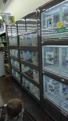 Pet Supply Store «Pet Supplies Plus», reviews and photos, 2801 Wade Hampton Blvd #100, Taylors, SC 29687, USA
