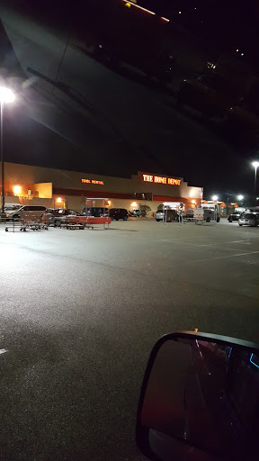 Home Improvement Store «The Home Depot», reviews and photos, 825 E Dundee Rd, Palatine, IL 60074, USA