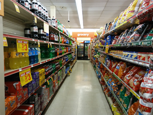 Dollar Store «FAMILY DOLLAR», reviews and photos, 2101 W State St, Bristol, VA 24201, USA