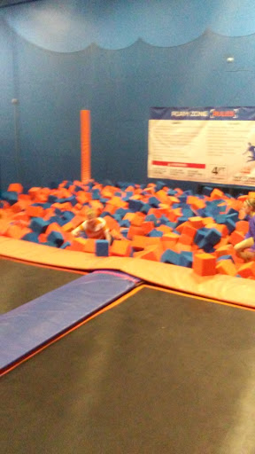 Amusement Center «Sky Zone Trampoline Park», reviews and photos, 595 Hale Ave N, Oakdale, MN 55128, USA