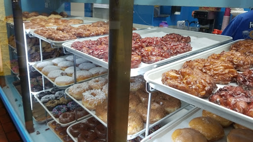 Donut Shop «Heavenly Donuts», reviews and photos, 1915 N Lombard St, Portland, OR 97217, USA
