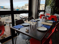 Atmosphère du Restaurant français Les Akolytes à Marseille - n°10