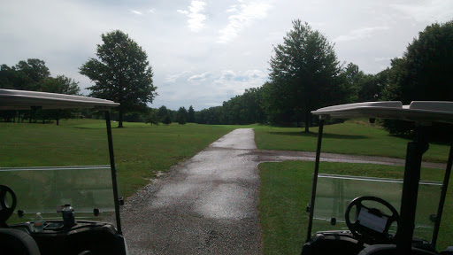 Golf Course «Chenoweth Golf Course & Banquet Facility», reviews and photos, 3087 Chenoweth Rd, Akron, OH 44312, USA