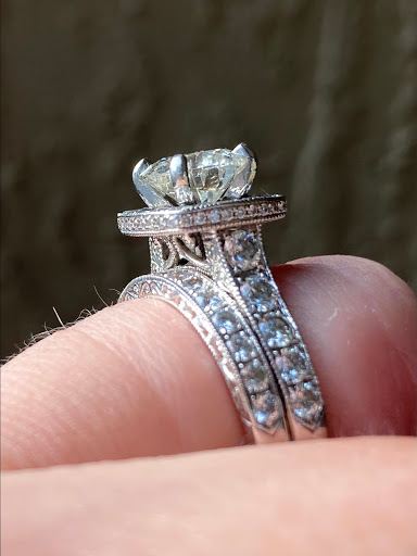 Jewelry Store «Jared The Galleria of Jewelry», reviews and photos, 8275 Red Bug Lake Rd, Oviedo, FL 32765, USA