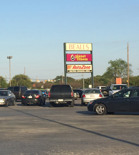 Auto Parts Store «AutoZone», reviews and photos, 300 W Palm Valley Blvd, Round Rock, TX 78664, USA