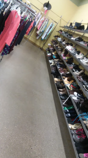 Thrift Store «Goodwill Store and Donation Center», reviews and photos, 1484 E Ellis Rd, Norton Shores, MI 49444, USA