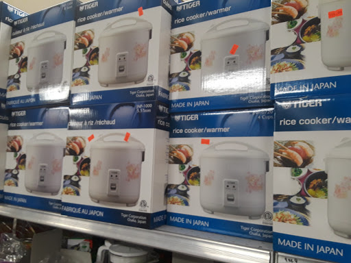 Asian Grocery Store «V-Mart international market», reviews and photos, 176 Narragansett Ave, Providence, RI 02907, USA